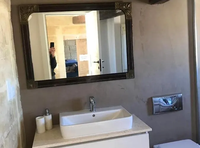 Daire House Of Character In Historical