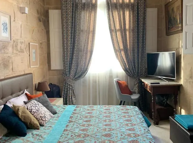 Daire House Of Character In Historical Rabat