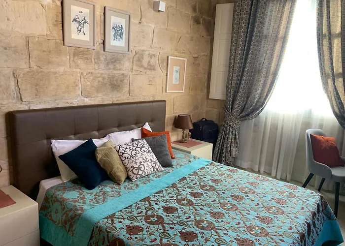 Daire House Of Character In Historical *